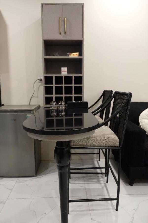 Aisha Hotels And Apartments Ханой Екстериор снимка