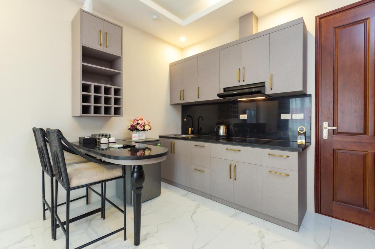 Aisha Hotels And Apartments Ханой Екстериор снимка